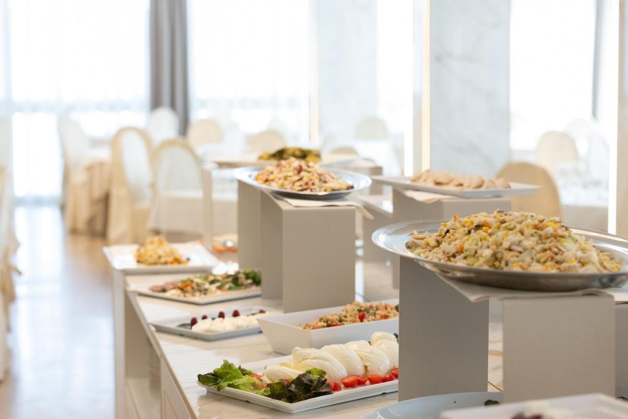 Hotel Feldberg Riccione Dış mekan fotoğraf