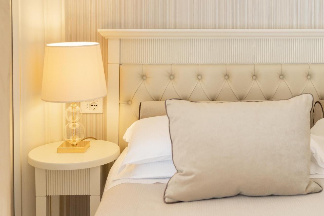 Hotel Feldberg Riccione Dış mekan fotoğraf