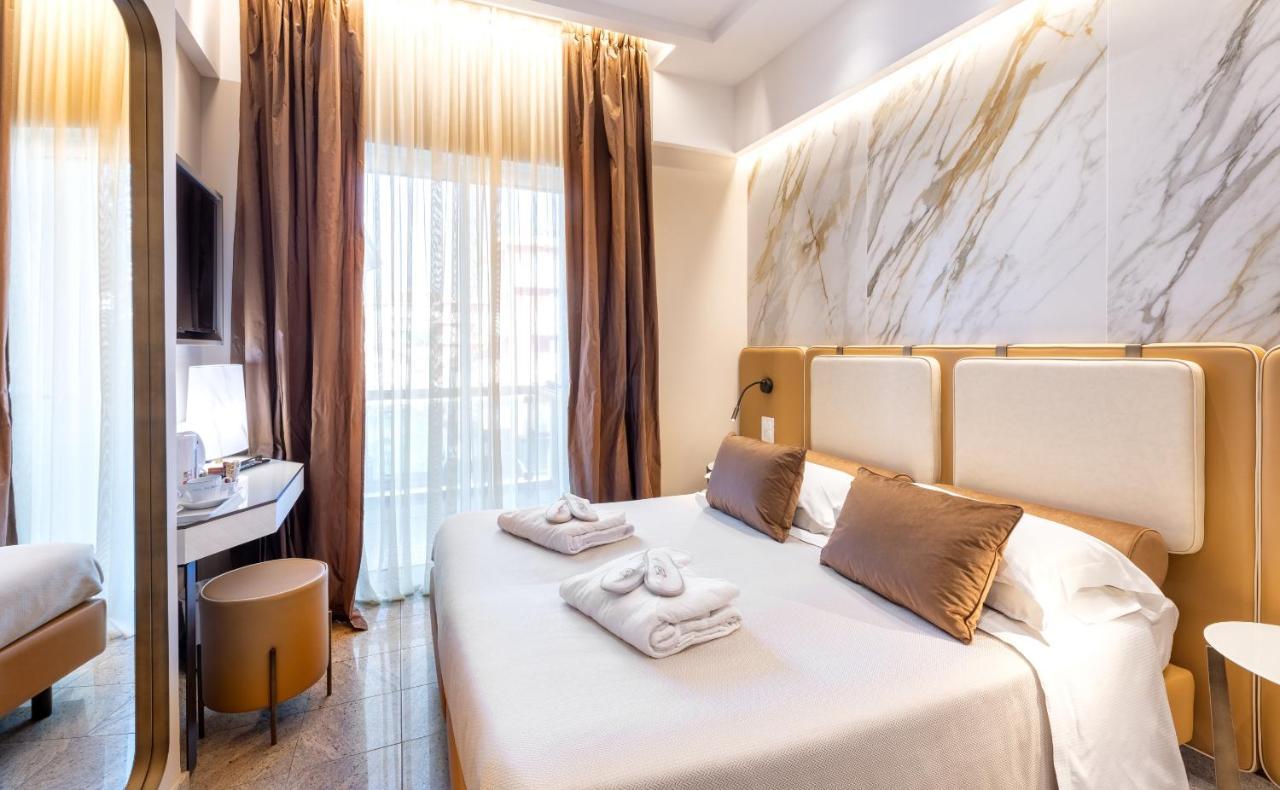 Hotel Feldberg Riccione Dış mekan fotoğraf
