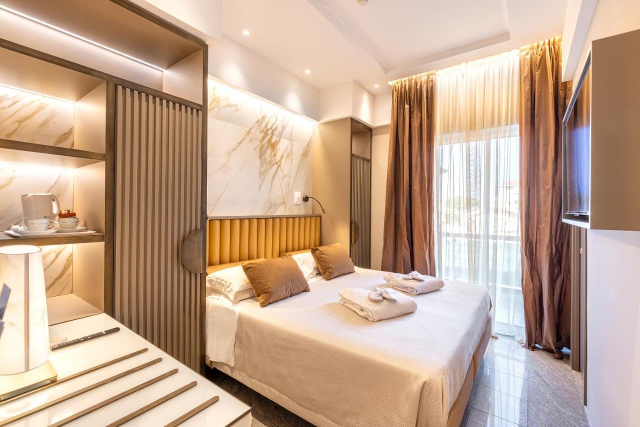Hotel Feldberg Riccione Dış mekan fotoğraf