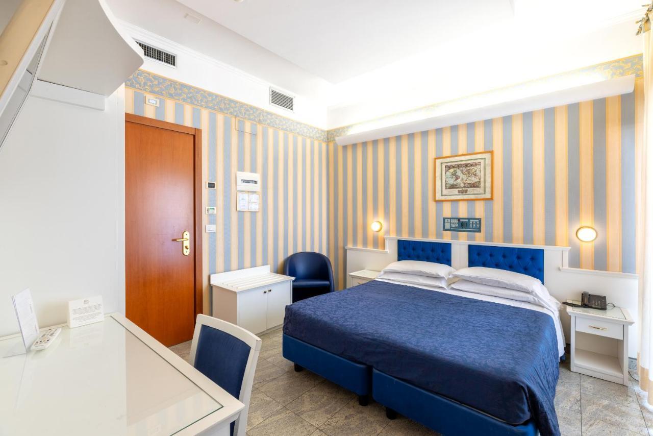 Hotel Feldberg Riccione Dış mekan fotoğraf